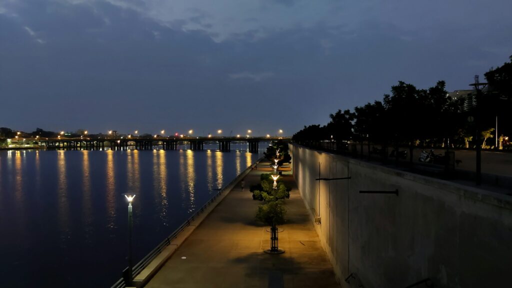 Sabarmati river in Ahmedabad, historical famous places in Gujarat