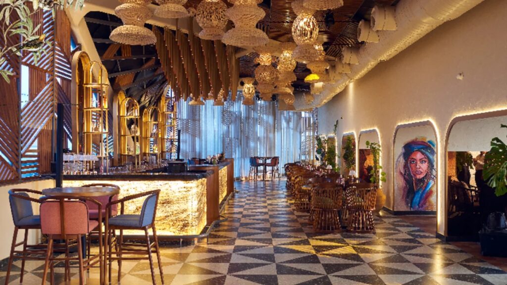 Famous Rooftop restaurants in agra