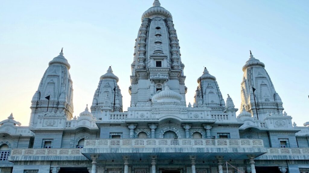Famous Temples in Agra
