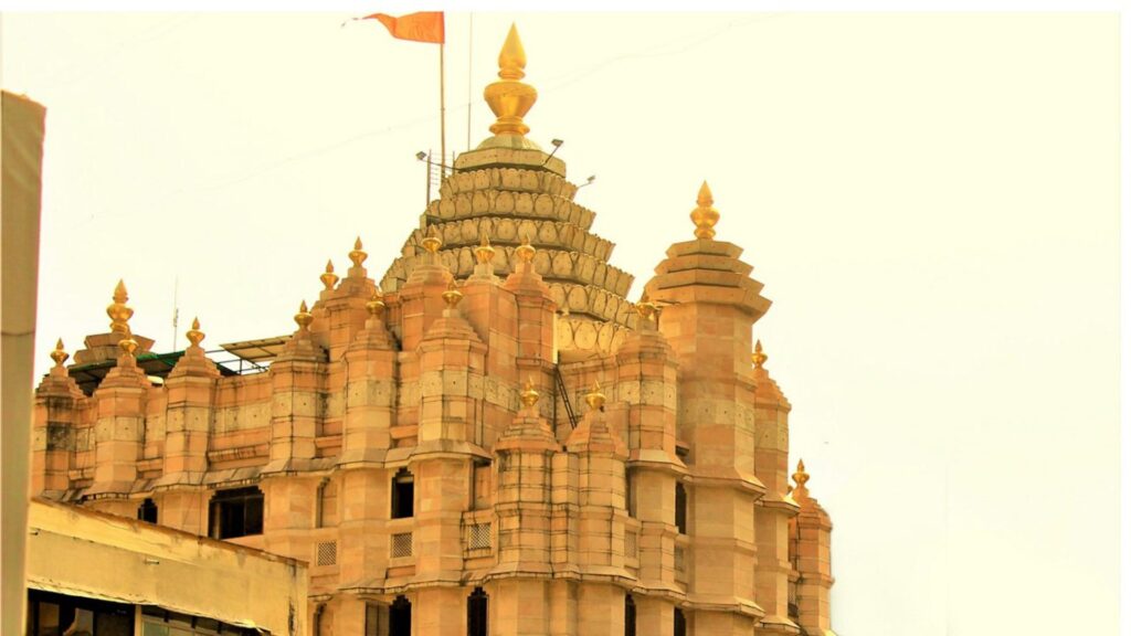 Siddhivinayak Temple, Prabhadevi One of Most famous temples in mumbai